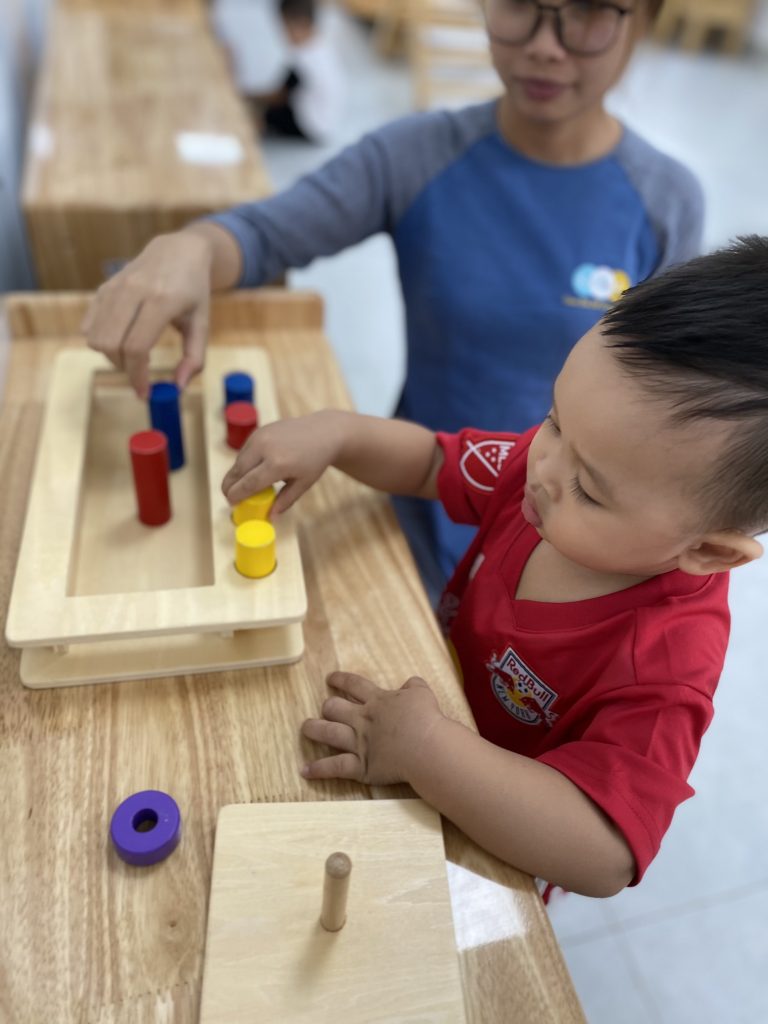 uu-nhuoc-diem-cua-phuong-phap-montessori